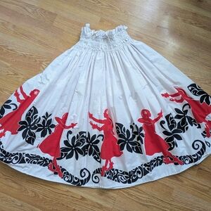 Hawaiian Skirt | Chic A-Line Skirt with Red & Black Floral Silhouette
